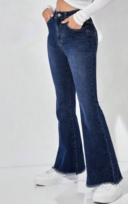 Women Bootcut High-Rise Stretchable Jeans - Image 2