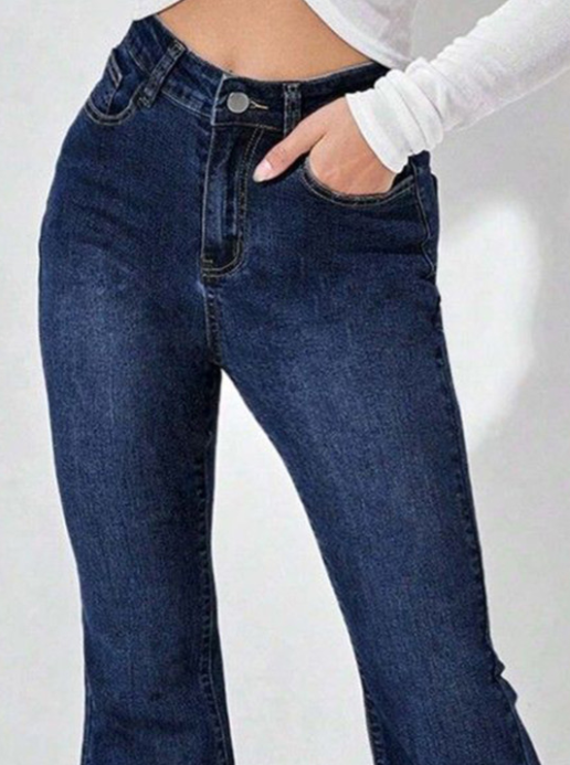 Women Bootcut High-Rise Stretchable Jeans - Image 5